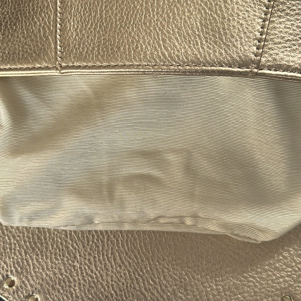 Lilly Pulitzer Gold Clutch with Pearl Accents NWOT - Picture 9 of 9